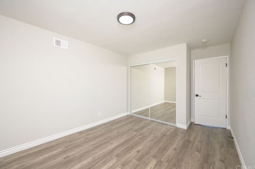 11104 Carmenita Rd, Whittier CA 90605-4130 exterior