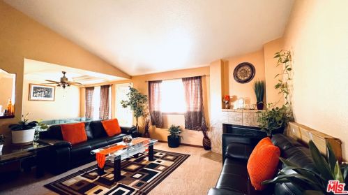 18619 Mariposa Ave, Riverside, CA 92508-9442
