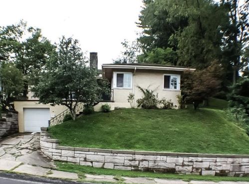 133 Arlington Ave, North Charleroi, PA 15022-1102