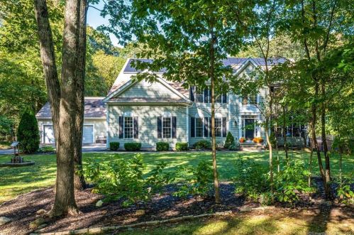 70 Burr Rd, Higganum, CT 06441-4487