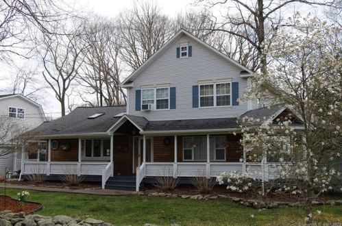 194 Hebron Rd, Manchester, CT 06043-7853
