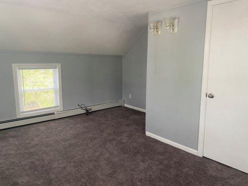 93 Hazard Ave, Warwick RI  02889-9403 exterior