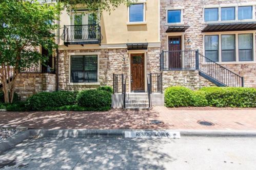 5729 Lois Ln, Plano TX  75024-5840 exterior