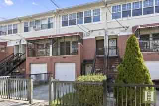 93 Wyona St, Brooklyn, NY 11207-2516
