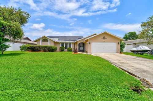937 Browning Ave, Fort Pierce, FL 34983-3937