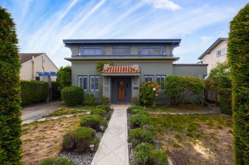 460 Poplar St, Princeton By The Sea, CA 94019-2030