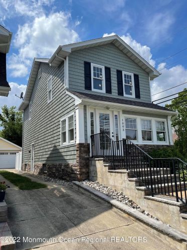 1003 C St, Belmar, NJ 07719-2324