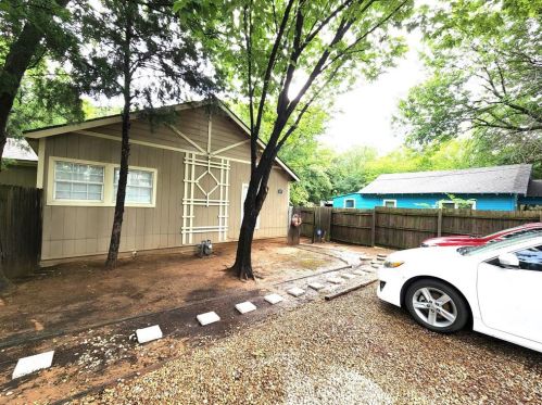 1309 Bridges St, Denton, TX 76208-6203