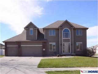 2701 Bluff Point Cir, Omaha, NE 68133-4445