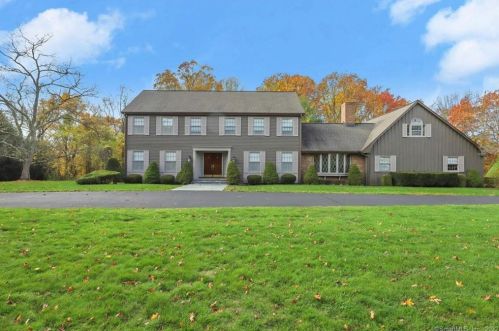 326 Hoyt Farm Rd, New Canaan, CT 06840-5044