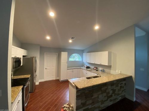 131 18th St, Naples FL  34117-9405 exterior