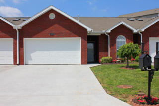 1139 Webster Groves Ln, Knoxville, TN 37909-2379