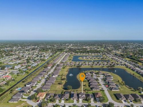 306 Shadow Lakes Dr, Lehigh Acres FL  33974-0807 exterior