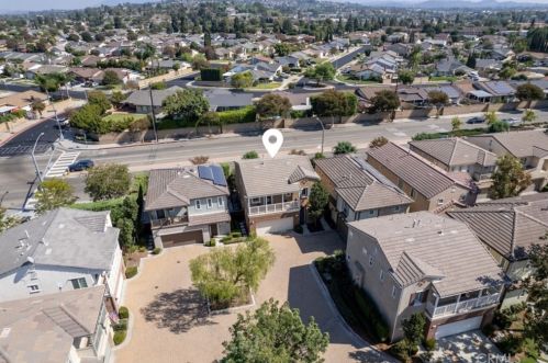 205 Sparkleberry Ave, Orange CA  92865-5012 exterior