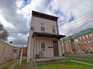 802 Saratoga St, Newport KY  41071-3058 exterior