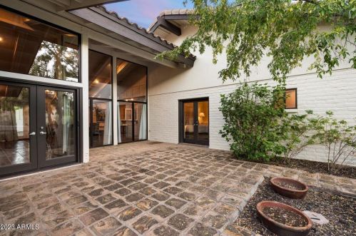 3301 Rovey Ave, Scottsdale AZ 85250-5824 exterior