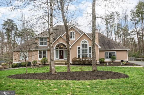 7905 Waterford Dr, Spotsylvania VA  22551-2204 exterior