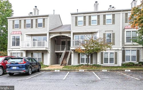 9249 Cardinal Forest Ln, Lorton, VA 22079-4642