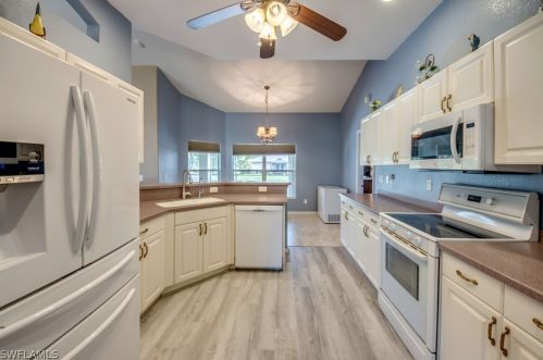 4718 6 St, Lehigh Acres FL 33971-1110 exterior