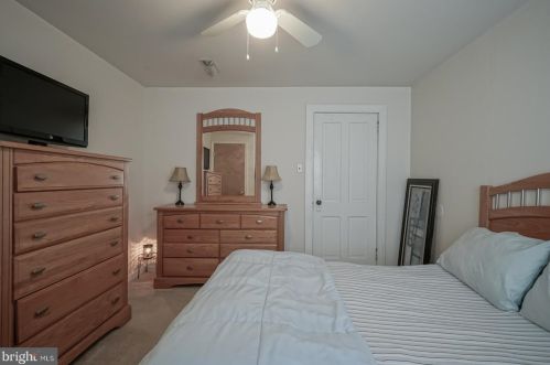 522 Princeton Ave, West Deptford NJ  08063-1540 exterior