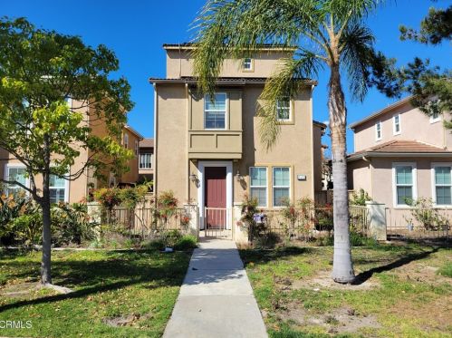 1070 Ambrosia St, Oxnard, CA 93030-4366