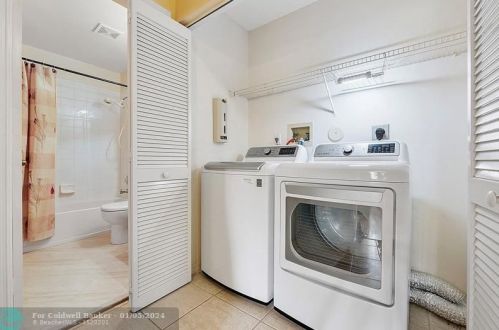 11901 20th St, Hollywood FL  33025-5616 exterior