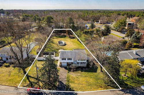 427 Vine St, Bricktown, NJ 08723-6219