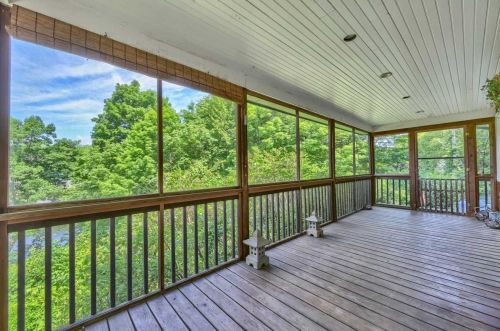 42 Lake Dr, Whaley Lake NY  12531-5251 exterior