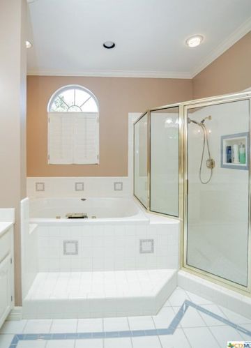 225 Charleston Dr, Victoria TX 77904-3814 exterior