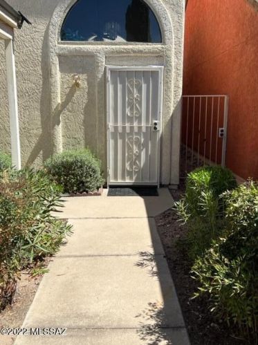 2936 Talara Ln, Tucson, AZ 85742-4809