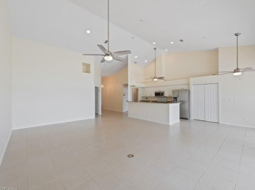 917 Belville Blvd, Naples FL  34104-6566 exterior