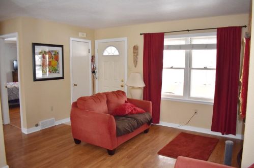 809 Lark St, Green Bay, WI 54303-4122