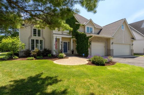 12102 Gantry Ln, Saint Paul, MN 55124-6204