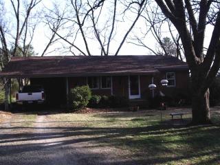 79 Wildlife Rd, Sanford, NC 27332-0843