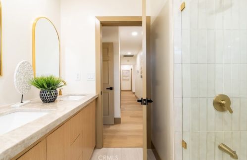 2809 Josie Ave, Long Beach CA 90808-4106 exterior