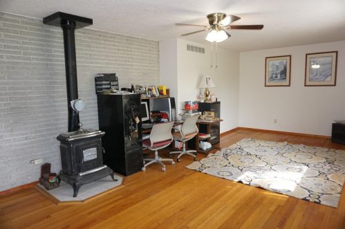 379 475, Valpo IN  46385-9228 exterior