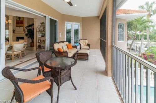 446 Bayside Ave, Naples FL 34108-2314 exterior