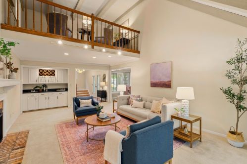 12403 Golf Dr, Thiensville, WI 53092-2462
