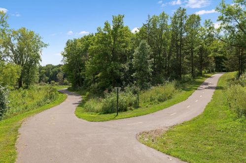 15214 60th Ave, Minneapolis MN  55446-4542 exterior