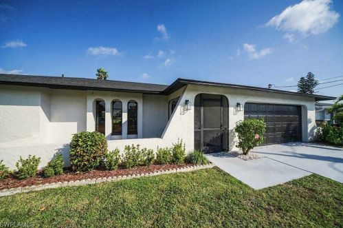 1411 21st St, Cape Coral, FL 33990-4653