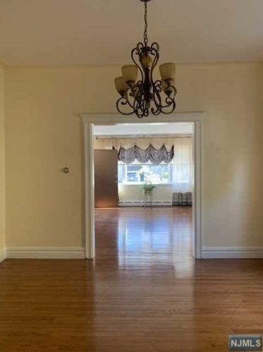 458 Park Ave, Fairview NJ  07022-1137 exterior