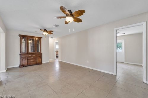 2911 5 Pl, Cape Coral FL  33904-3410 exterior