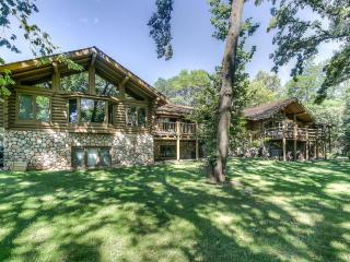 433 Croixview Dr, Afton MN  55001-9773 exterior