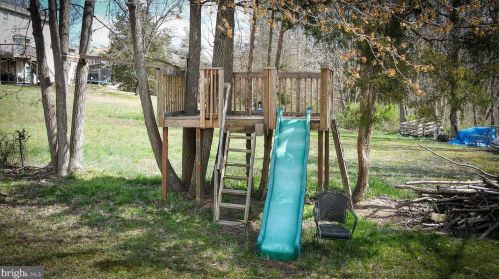 6608 Farmstead Ln, Fredericksburg VA  22407-1703 exterior