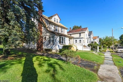 25 Westcott St, East Orange, NJ 07017-3208