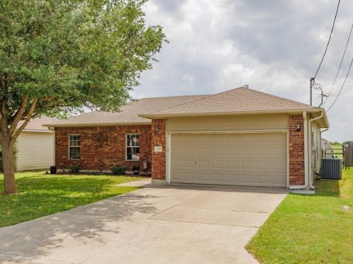 406 Lydia Ln, Thrall, TX 76578-1726