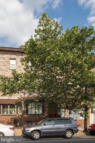1523 Broad St, Philadelphia PA  19147-6206 exterior