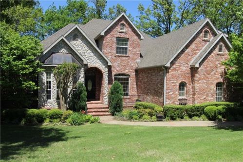3600 Chatsworth Rd, Fayetteville, AR 72703-4776