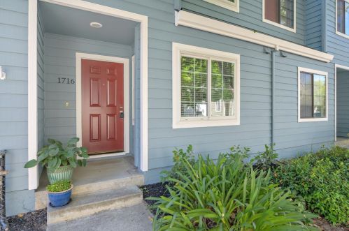 1716 Martin Jue St, San Jose, CA 95131-3139