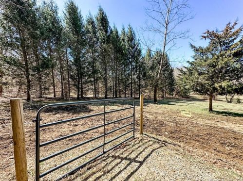 49 Bunny Rd, Norwich CT  06365-8705 exterior